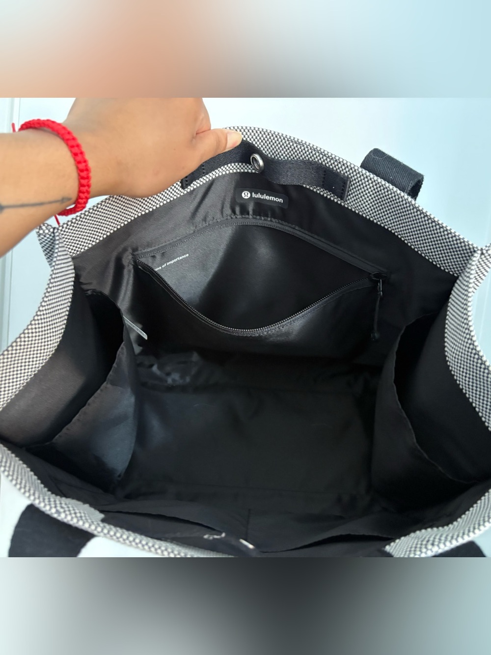 Lululemon Two-Toned Canvas Tote Bag large and Dual Pouch Wristlet - Picture 5 of 10